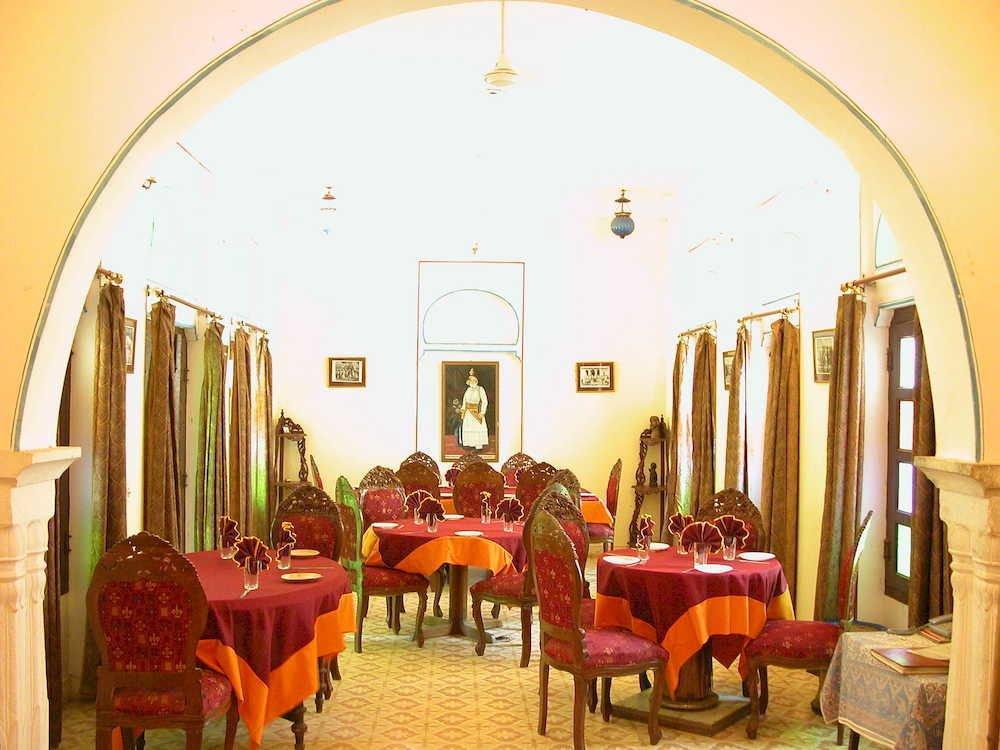 Bassi Fort Palace Chittorgarh Екстер'єр фото