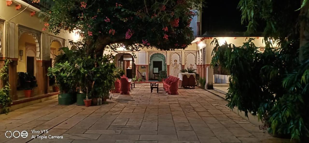 Bassi Fort Palace Chittorgarh Екстер'єр фото